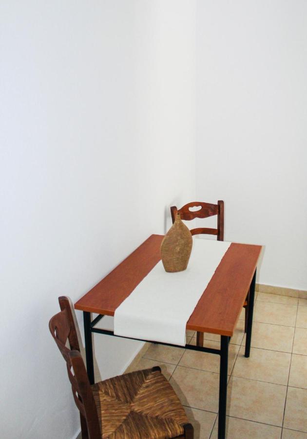 Diana Studios Pefki  Extérieur photo