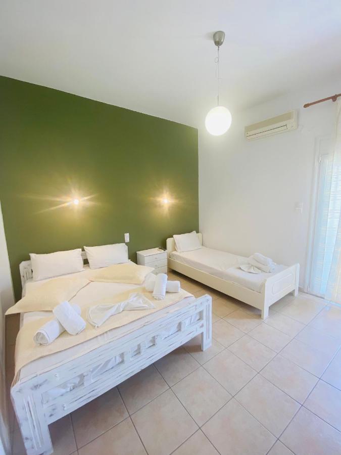 Diana Studios Pefki  Extérieur photo